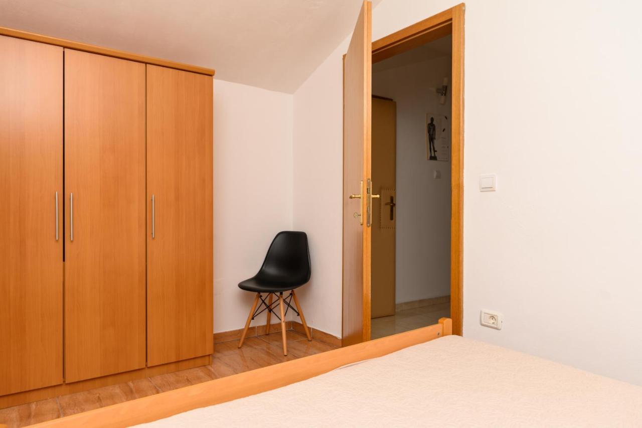 מאלי לוסיניי Apartmani Loreta מראה חיצוני תמונה