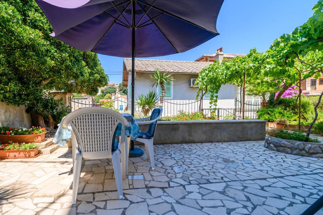 מאלי לוסיניי Apartmani Loreta מראה חיצוני תמונה